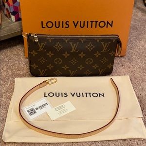 Authentic Louis Vuitton Pochette Accessoires NM